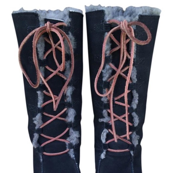 *SOLD* UGG Uptown Lace-Up Boots - Black - Picture 2 of 7